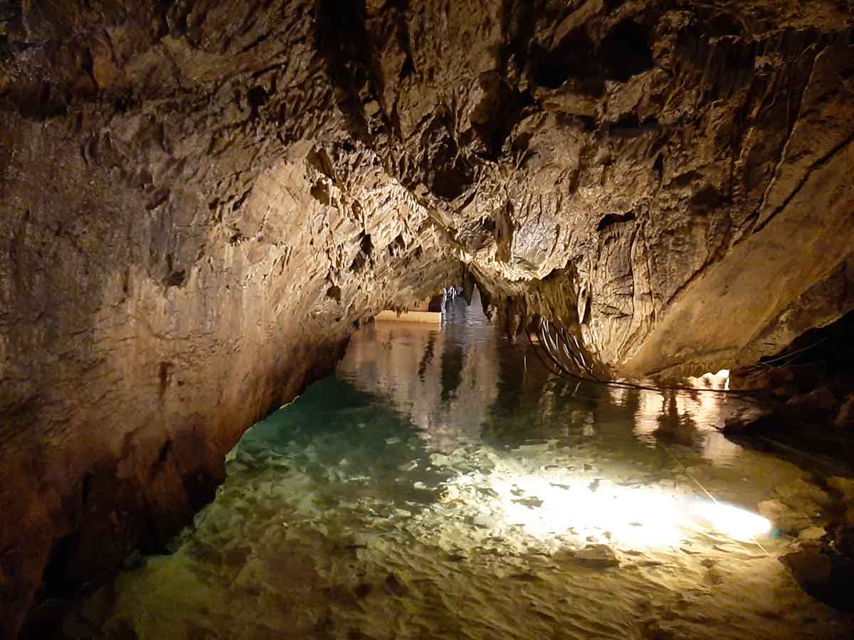Grotta di Bossea