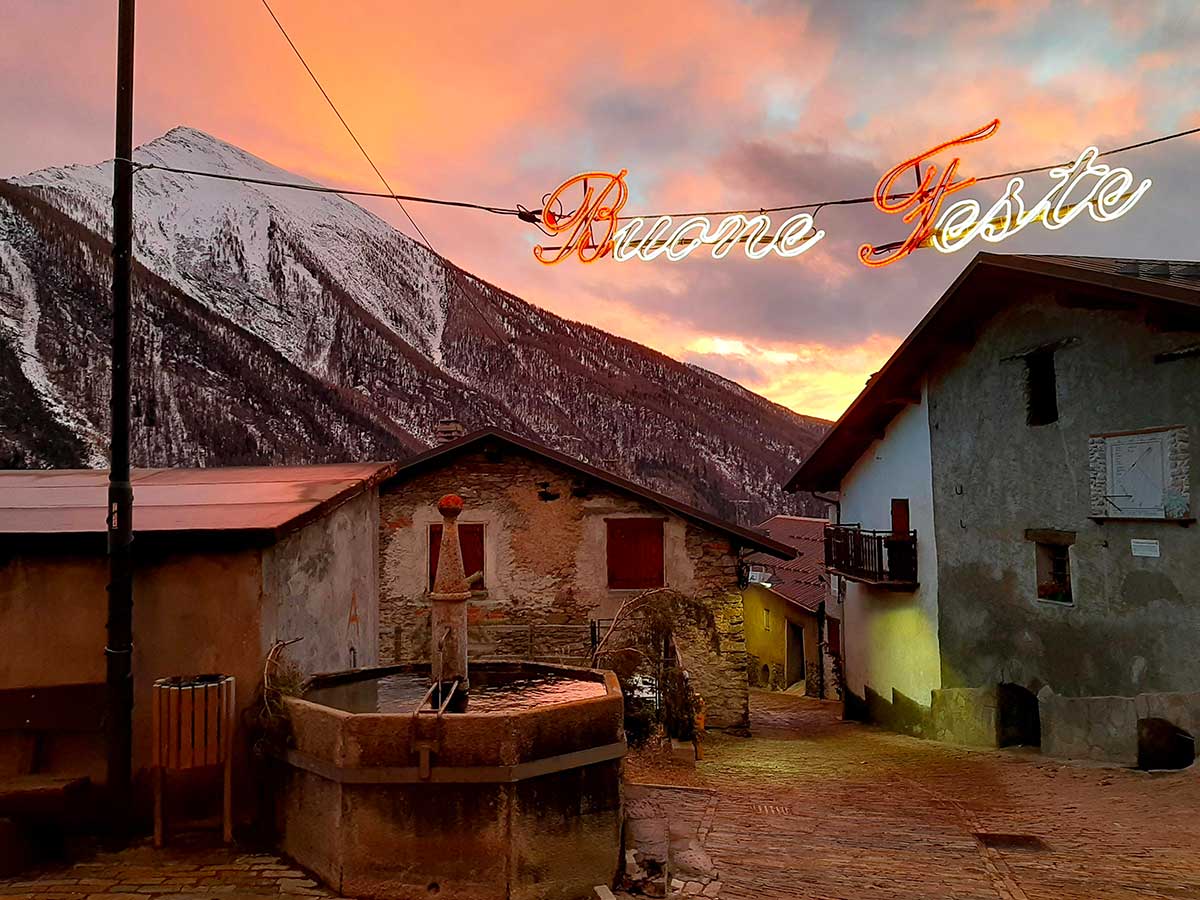 usseaux piazza